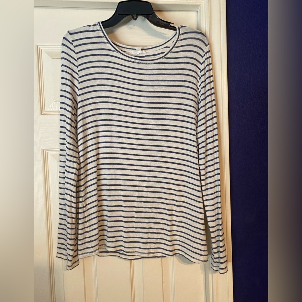 A loves A cream long sleeve shirt with grayish blue stripe. Lovely light fabric